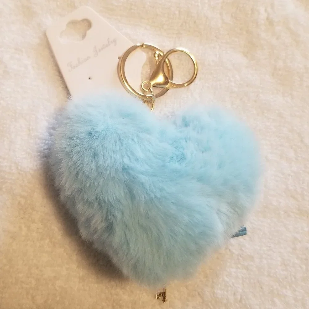 Heart Pom Pom Keychain with Charms - Picture 5 of 6